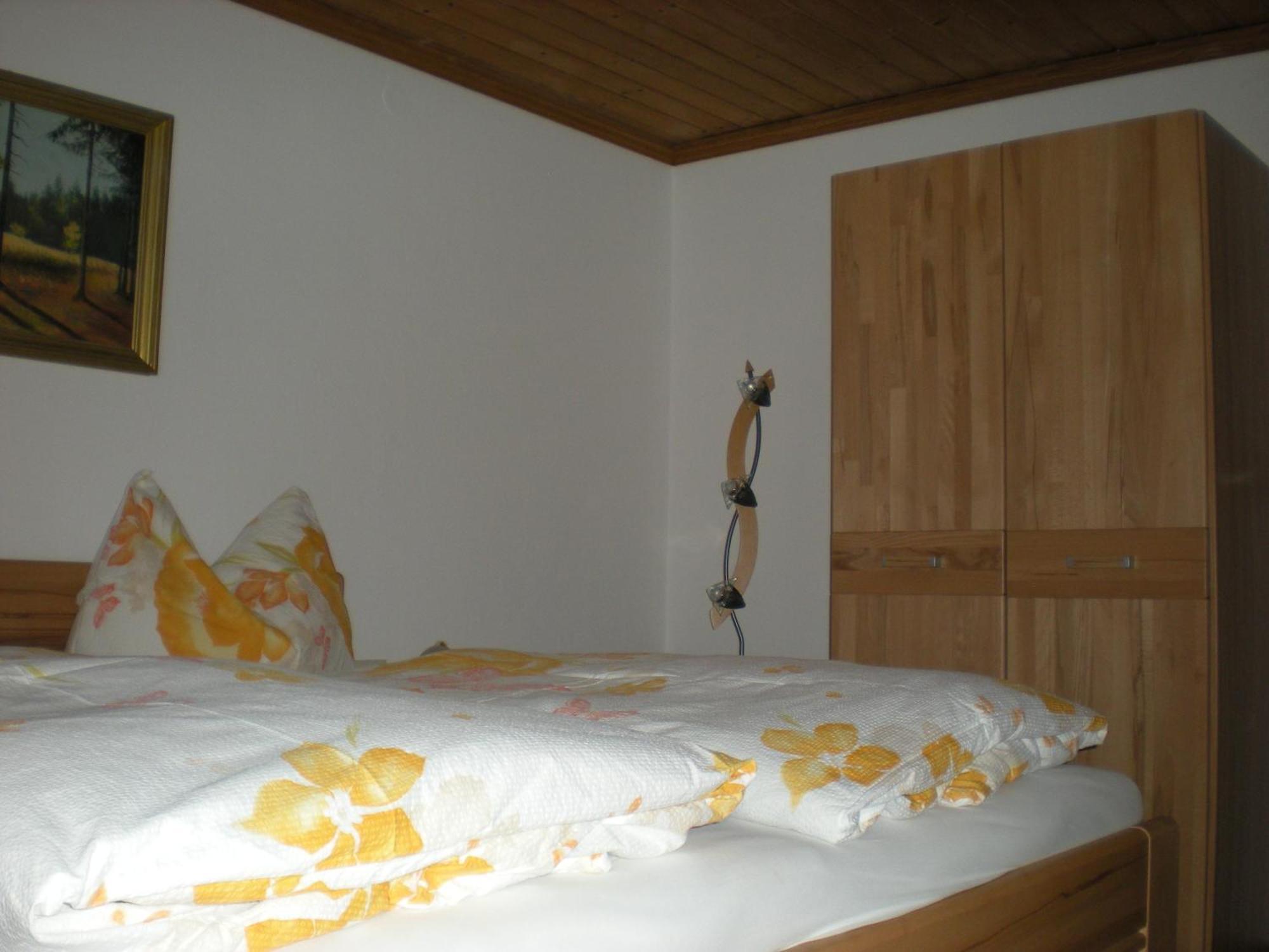 Haus Schwaighofer Apartment Neukirchen am Großvenediger Room photo