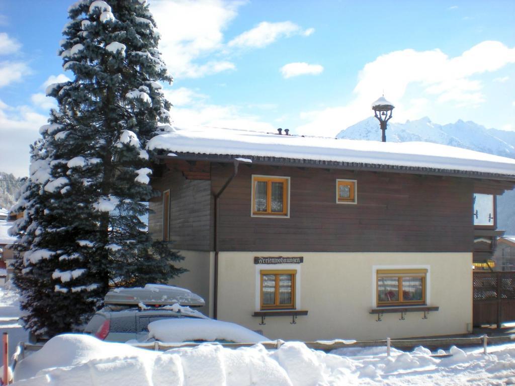 Haus Schwaighofer Apartment Neukirchen am Großvenediger Exterior photo